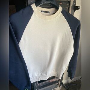 Brandy Melville Raglan Sweatshirt med
